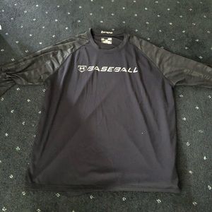 Under Armour 3/4 baseball loose shirt